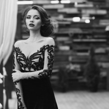 kadın siyah dantelli Abiye 