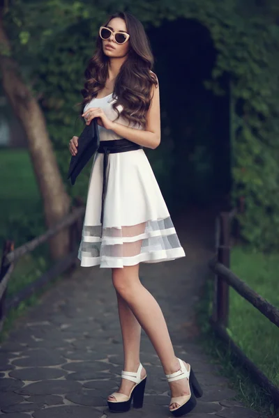 Woman in white elegant dress — Stock Photo, Image