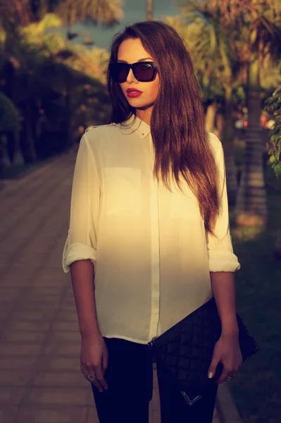 Trendy girl in sunglasses — Stock Photo, Image