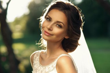 güzel gelin açık dikey