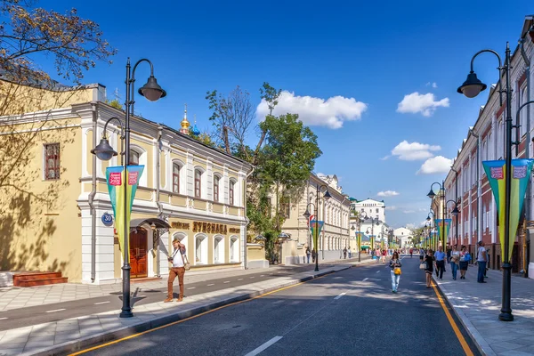 Pyatnitskaya street, miután a felújítás, Moszkva, Oroszország — Stock Fotó