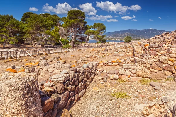 Ancient ruins of buildings — Stock Photo, Image