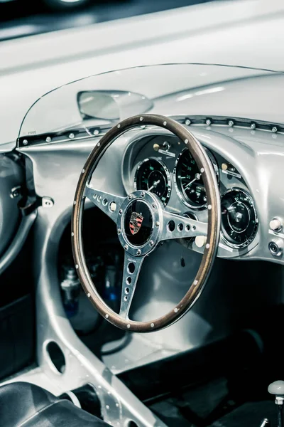 Stuttgart Tyskland Mars 2020 Porschen 550 Spyder 1956 Instrumentpanel Ratt — Stockfoto