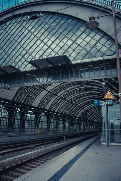 Maj 2019 Dresden Tyskland Dresden Hauptbahnhof Dresdens Största Passagerarstation — Stockfoto