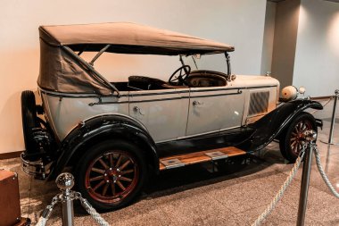 4 Haziran 2019, Moskova, Rusya: Amerikan otomobili Pontiac 6-28 (186) 1928. 1920 'lerin klasik retro arabaları..