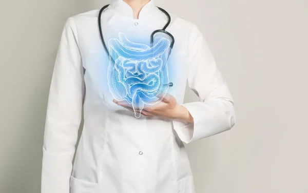 腸内の医療概念を発行します 女性医師の写真空の空間 — ストック写真