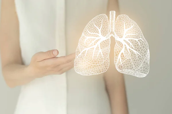 Paciente Femenina Irreconocible Vestida Blanco Destacando Los Pulmones Hechos Mano — Foto de Stock