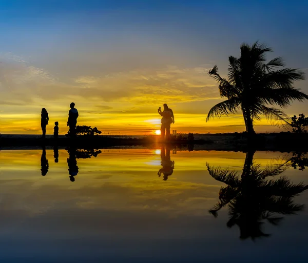 Harika sarı günbatımı — Stok fotoğraf