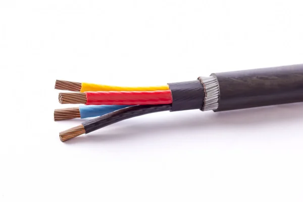 4 çekirdekli zırhlı kablo — Stok fotoğraf