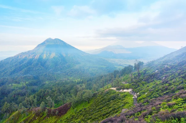 Un vulcano inattivo — Foto Stock