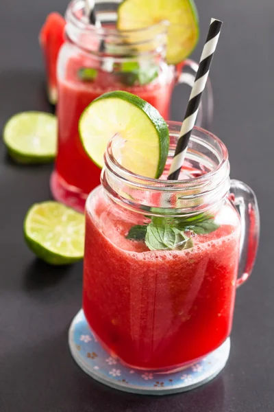 Watermelon and lime drink — Stock Photo, Image