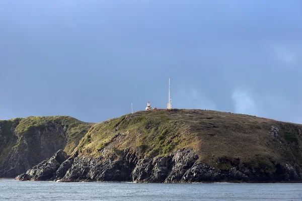 Kända fyren vid Cape Horn - den sydligaste punkten på ögruppen Tierra del Fuego — Stockfoto