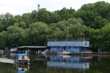 Moskova Nehri üzerinde arama ve Kurtarma İstasyonu.