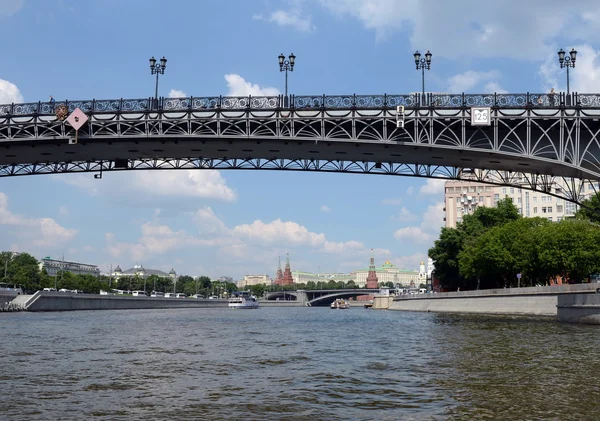 Ver el fragmento en el puente patriarcal, el Kremlin, puente de piedra grande . — Foto de Stock