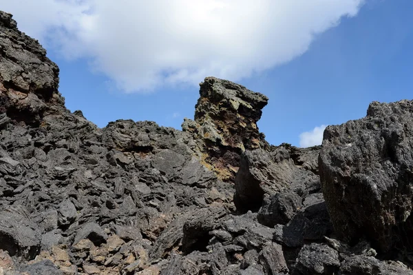 Volcán extinto en el Parque Nacional Pali Aike en el Sur de Chile . — Foto de Stock