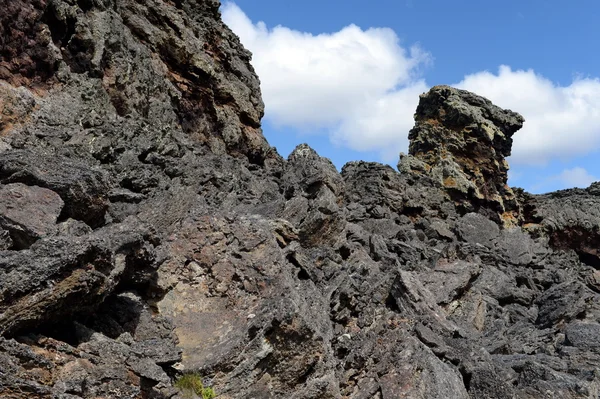 Kialudt vulkán "A lakhelye az ördög", a Nemzeti Park Pali Aike Dél-Chilében. — Stock Fotó