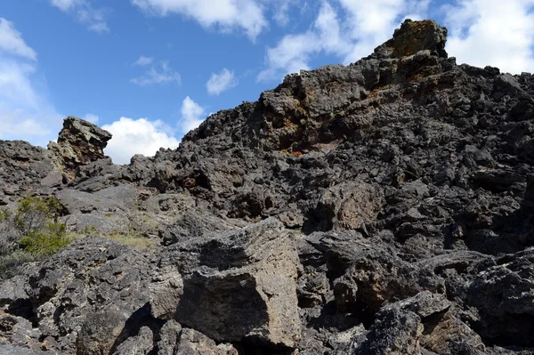 Vulcão extinto "A morada do diabo" no Parque Nacional Pali Aike, no sul do Chile . — Fotografia de Stock