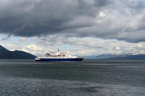 In the Harbor of the port of Ushuaia — Stock Photo, Image