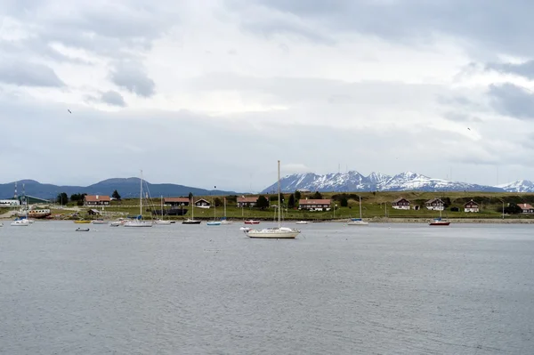 A a kikötő Ushuaia - a legdélebbi város a földön. — Stock Fotó