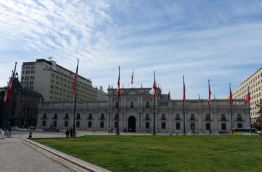  Santiago Şili'deki Cumhurbaşkanlığı Sarayı. La Moneda olarak da bilinir. 