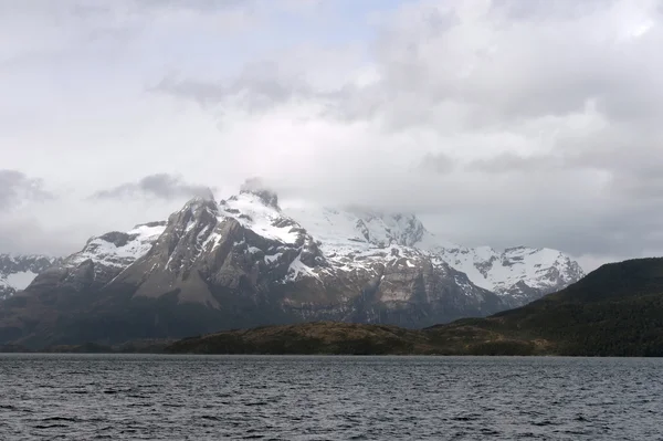 Le glacier d'Aguila dans le sud de la Patagonie . — Photo