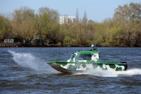 Motor boat KS-Fjord-62R — Stock Photo, Image