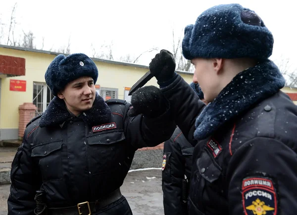 Разработка методик обороны с участием военнослужащих внутренних войск . — стоковое фото