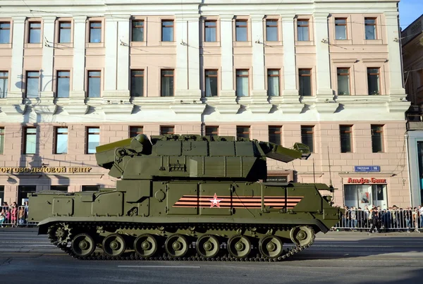  Taktik hava savunma füze sistemi 