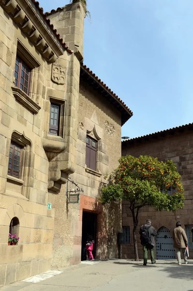 Aldeia espanhola - Museu arquitetônico sob o céu aberto, que mostra artesanato arhitektura Espanha . — Fotografia de Stock