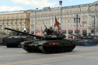  Üçüncü nesil Rus ana muharebe tankı T-90 olduğunu.