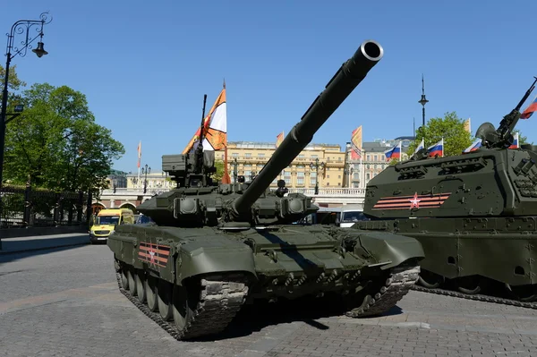 Der t-90 ist ein russischer Kampfpanzer der dritten Generation. — Stockfoto