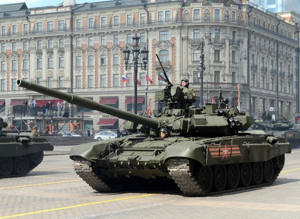 Т-90А - российский танк третьего поколения . — стоковое фото