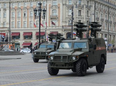  Her türlü arazide piyade hareketlilik araç Gaz TIGR tanksavar güdümlü füze sistemi Kornet ile