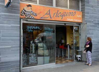  Barcelona'da kafeler.