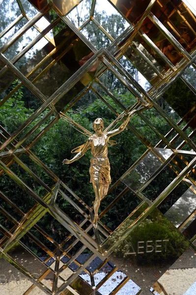 Un monumento al "jefe de contabilidad de hadas" en Sokolniki Park —  Fotos de Stock