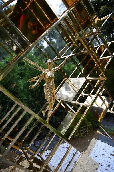 Um monumento ao "contador-chefe de fadas" em Sokolniki Park — Fotografia de Stock