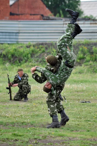 Юрга Сиберия Россия Июня 2011 Года Подготовка Российских Военнослужащих Спецназа — стоковое фото