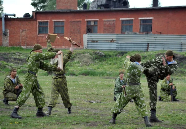 ロシア シベリア ジュルガ 2011年6月6日 ロシア特殊部隊兵士の訓練 — ストック写真