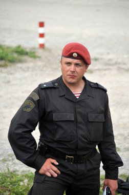 ISKITIM, SIBERIA, RUSSIA - 8 Haziran 2011: Rusya İçişleri Bakanlığı İçişleri Bakanlığı 