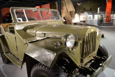 MOSCOW, RUSSIA - 26 Mart 2020: Moskova Savunma Müzesi 'nde Sovyet askeri aracı GAZ-67
