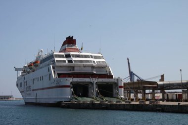 MALAGA, İSPA-24 Temmuz 2011: Malaga limanında deniz feribotu