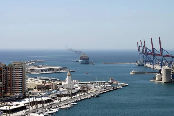 Malaga Spain July 2011 Container Ship Enters Port Malaga — Stock Photo, Image