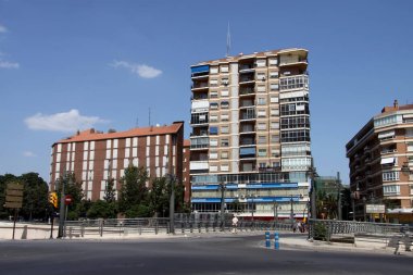 Malaga, İspanya 'nın Endülüs bölgesinde, Akdeniz kıyısında bir tatil beldesidir.
