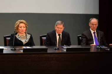MOSCOW, RUSSIA - 28 Şubat 2019: Federasyon Konseyi Başkanı Valentina Matvienko, Yüksek Mahkeme Başkanı Vyacheslav Lebedev ve Güvenlik Konseyi Sekreteri Nikolai Patrushev