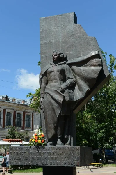Kaluga Russia Czerwca 2012 Pomnik Pracowników Służby Zdrowia Upamiętniający Ich — Zdjęcie stockowe