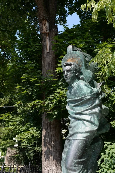 Moscow Ρωσία Ιουλίου 2021 Τάφος Του Διάσημου Καλλιτέχνη Βλαντιμίρ Βισότσκι — Φωτογραφία Αρχείου