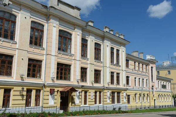 Kaluga Rusia Junio 2012 Escuela Secundaria Centro Ciudad Kaluga — Foto de Stock