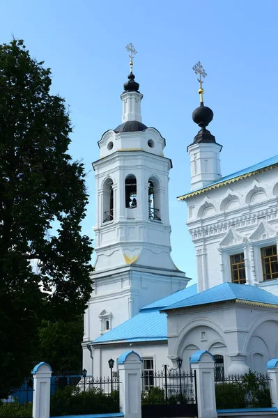 Kaluga Rusia Junio 2012 Iglesia Intercesión Sobre Foso Kaluga — Foto de Stock