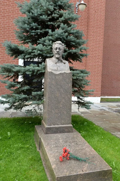 Moscow Russia Augaugust 2021 Tombstone Memories Russian Revolutionary Yakov Sverdlov — 스톡 사진