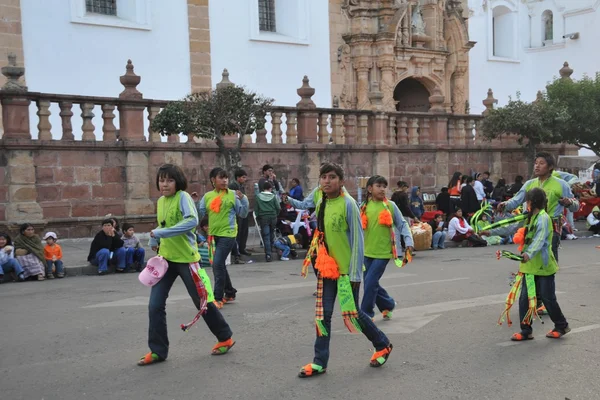 Los habitantes de la ciudad durante el carnaval en honor a la virgen de Guadalupe . —  Fotos de Stock